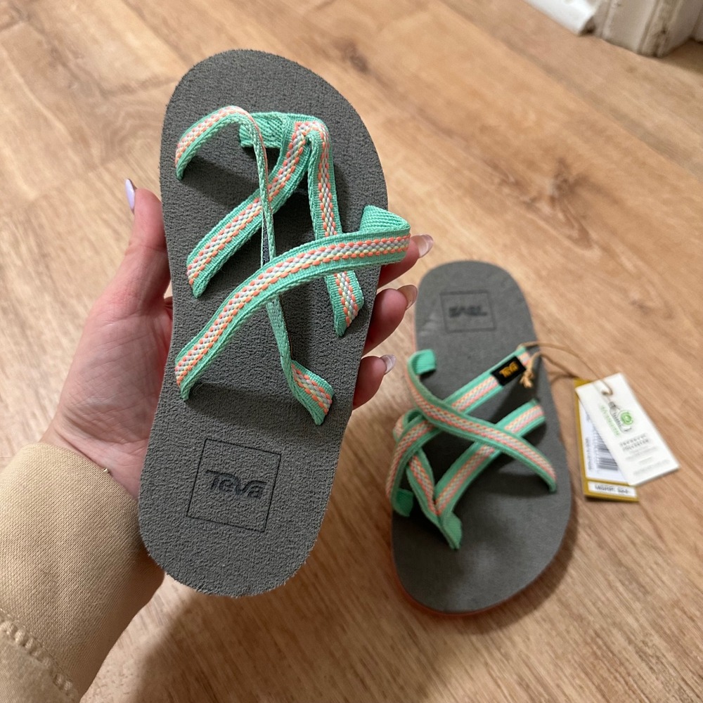Teva | NEW Kids Olowahu Green Orange Strappy Mush Sole Flip Flops Sandals, 13
